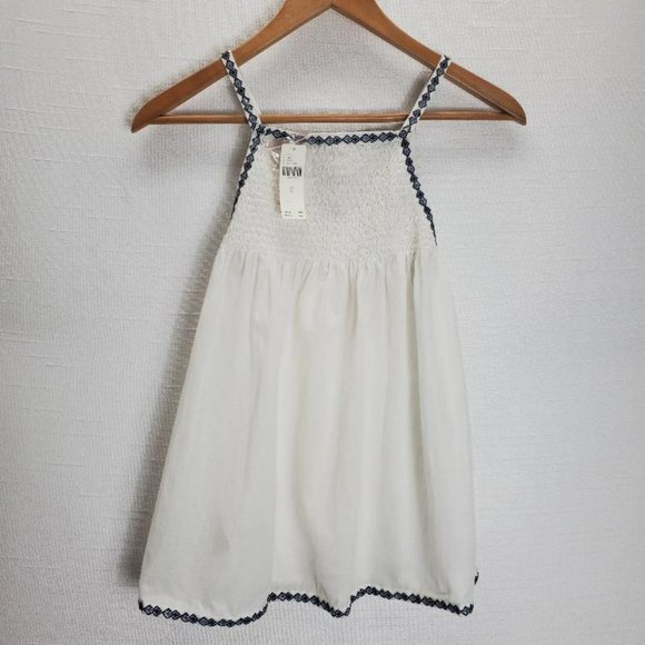Pilcro Embroidered Flowy Tank Womens XS Smocked White/Red/Blue - Picture 3 of 8